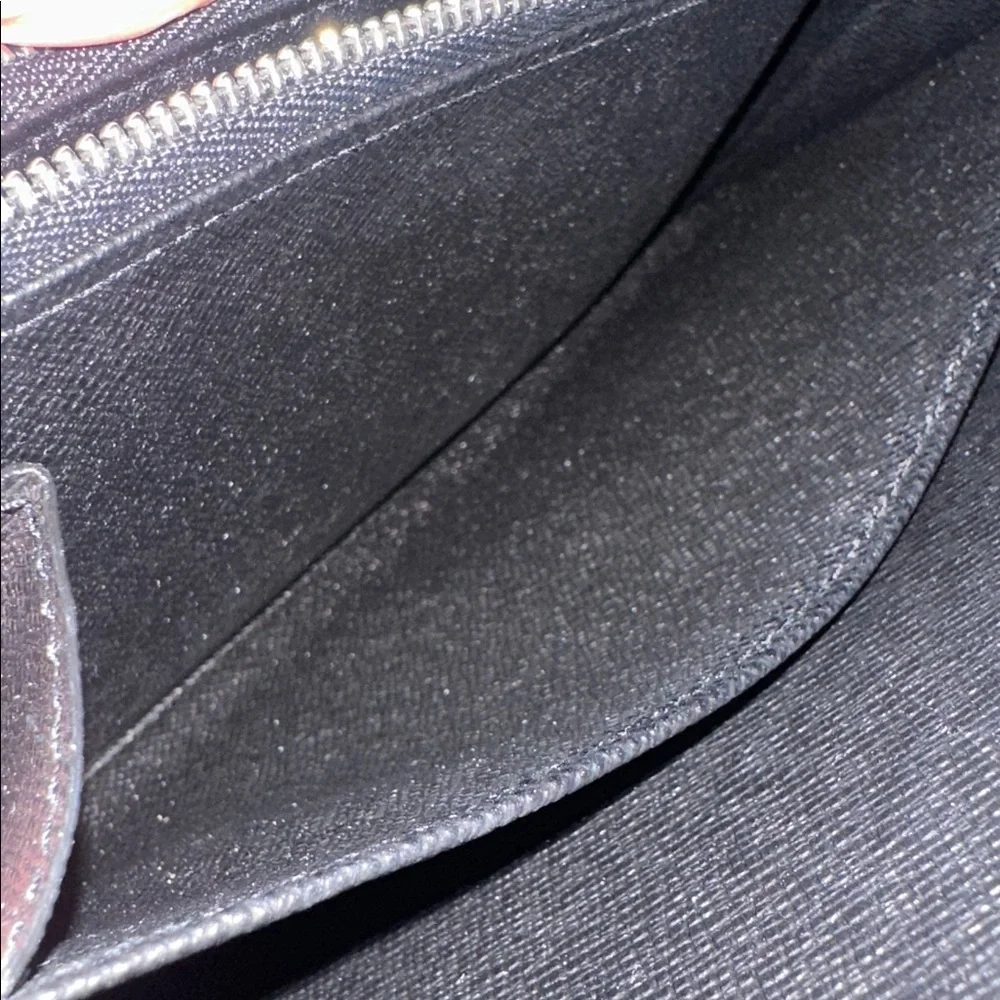 Louis Vuitton Black Epi Zippy Wallet Organizer